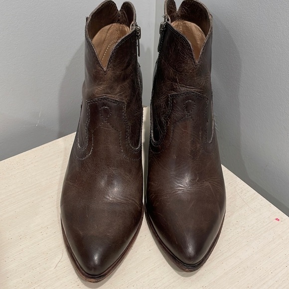 Frye Reed Bootie - Picture 2 of 6